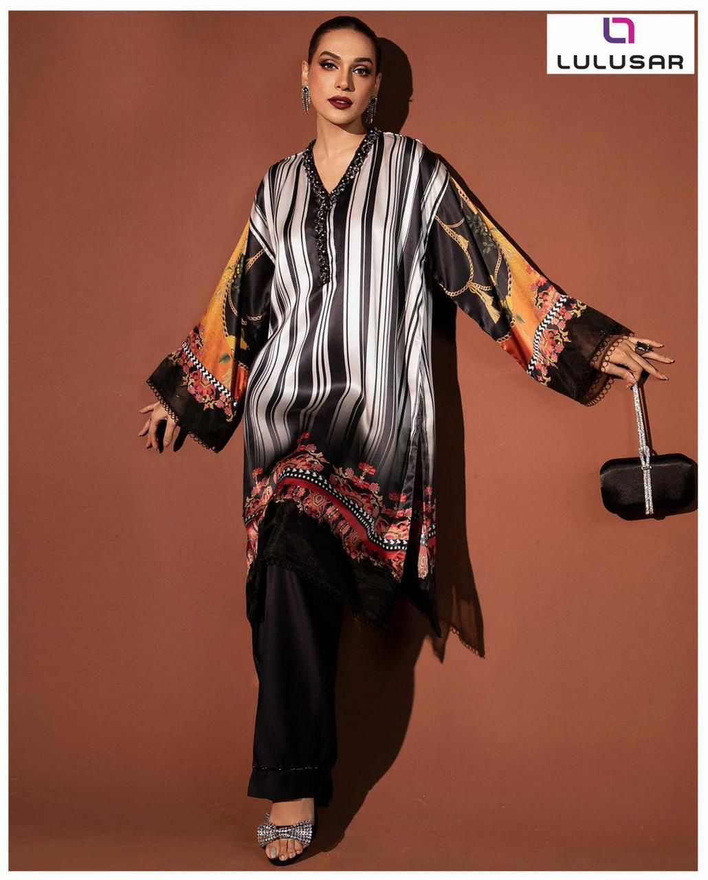 2 PIECE UNSTICHED WINTER COLLECTION